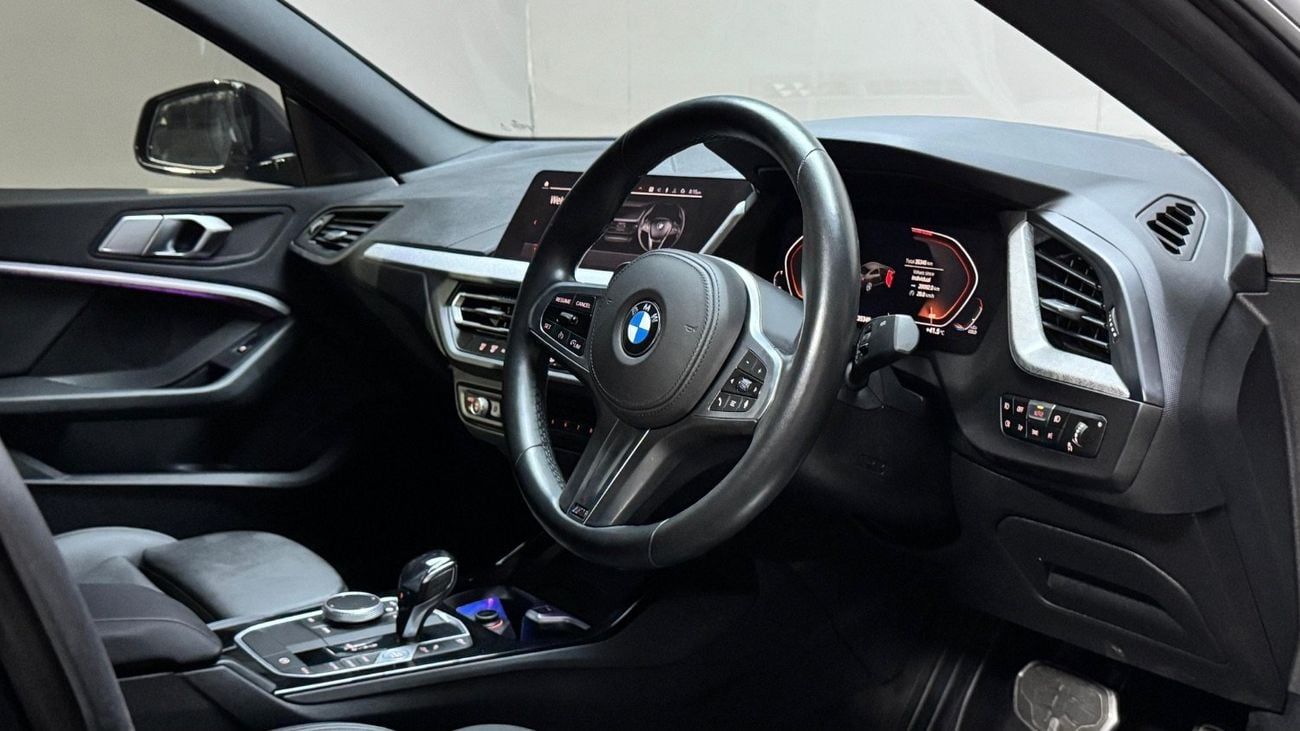 بي أم دبليو 220 M SPORT