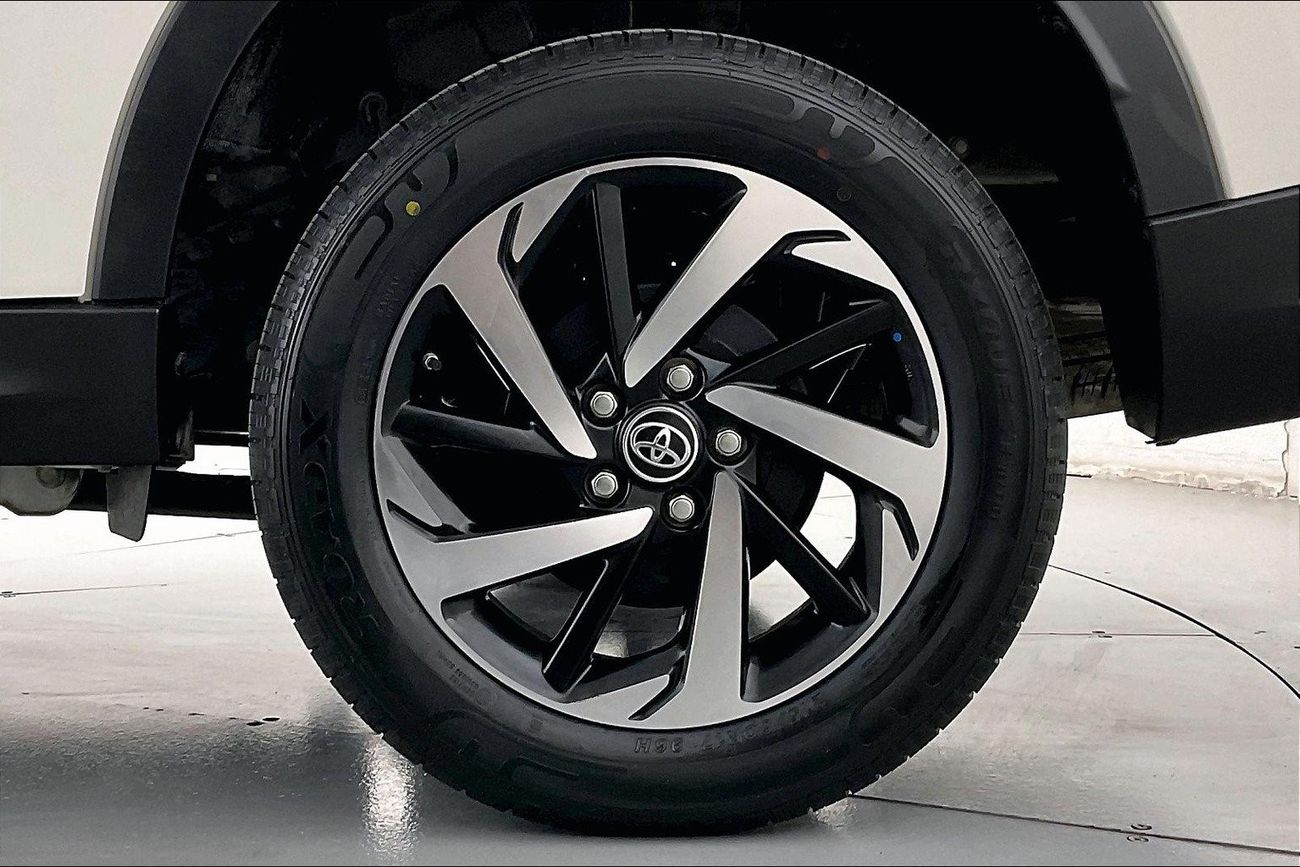 ميتسوبيشي باجيرو GLS Highline | ضمان مجاني لمدة عام | 0 دفعة أولى