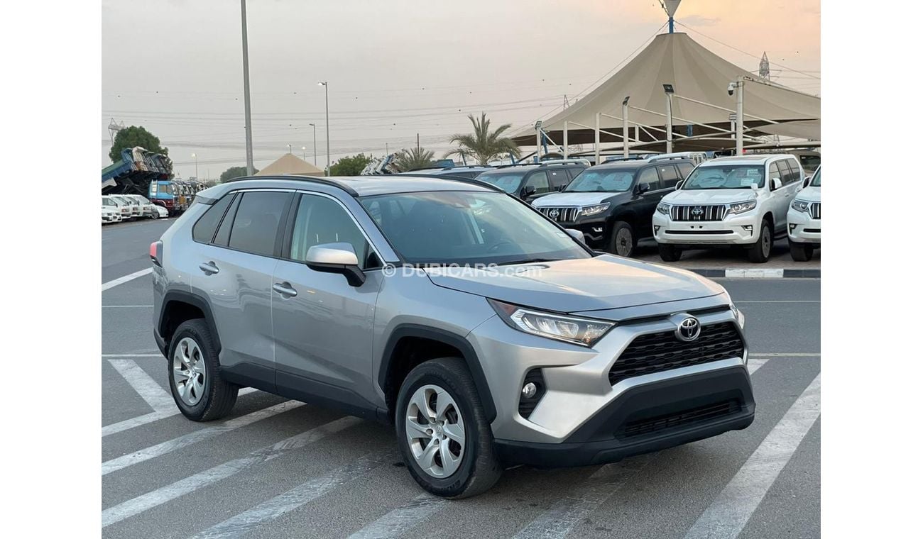 تويوتا راف ٤ LE