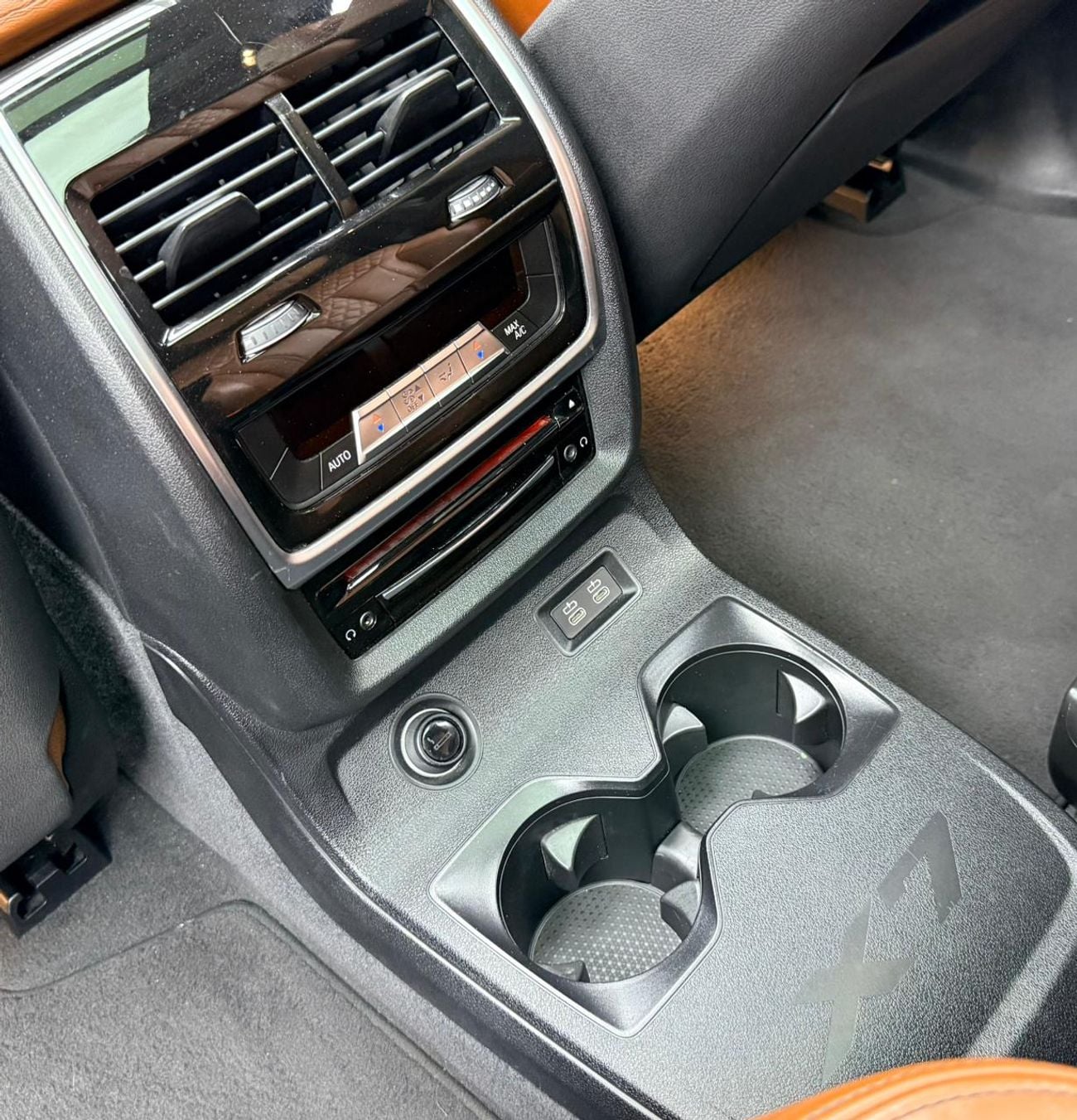 BMW X7 2019 BMW X7 xDrive50i M-Sport, 2027 BMW Service Pack, Full BMW Service History, Fully Loaded, GCC