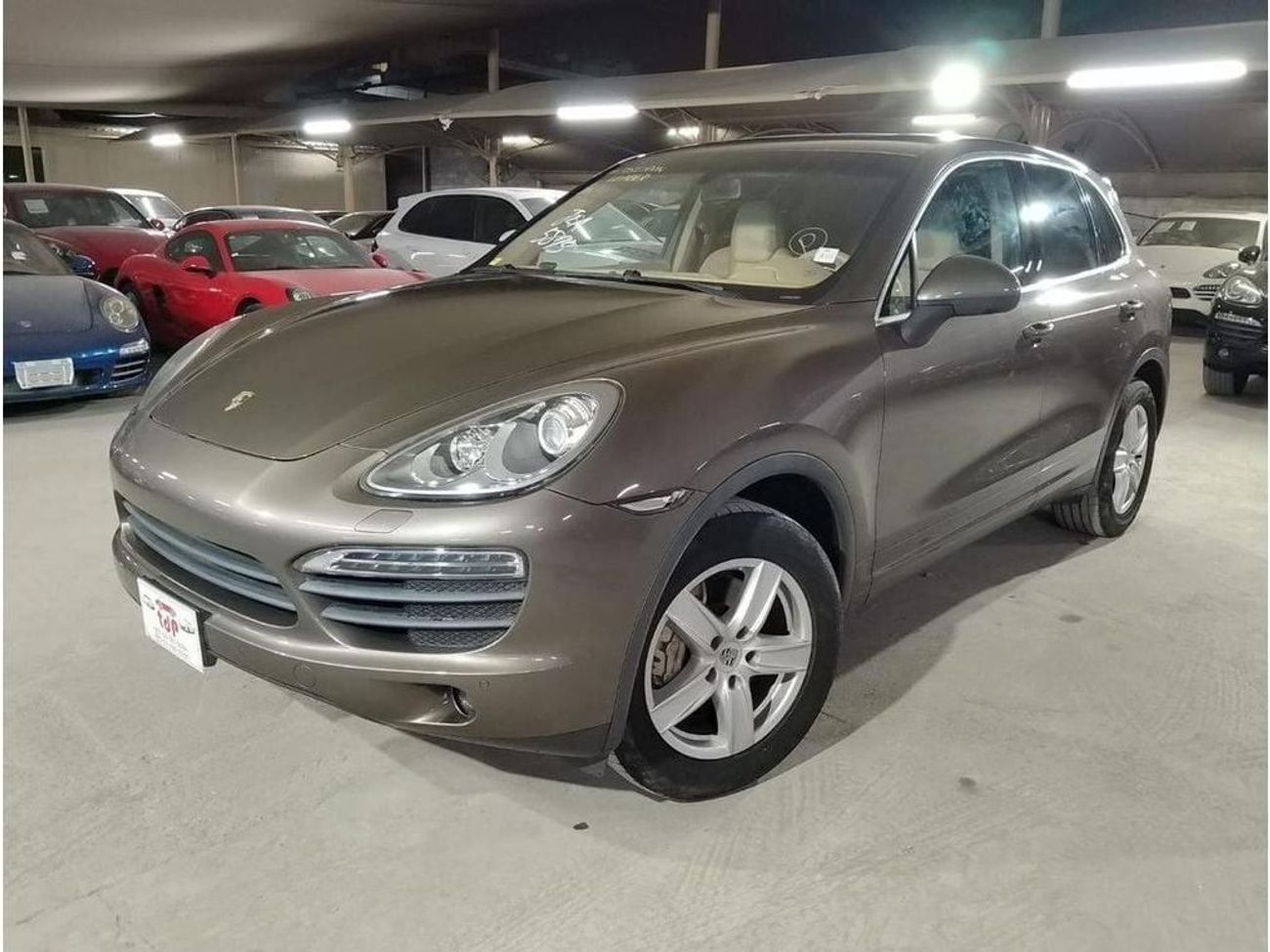 Porsche Cayenne S 4.8L PORSCHE CAYENNE S 2014 4.8L | SPORTS STEERING | SPECIAL BROWN PAINT | SUNROOF