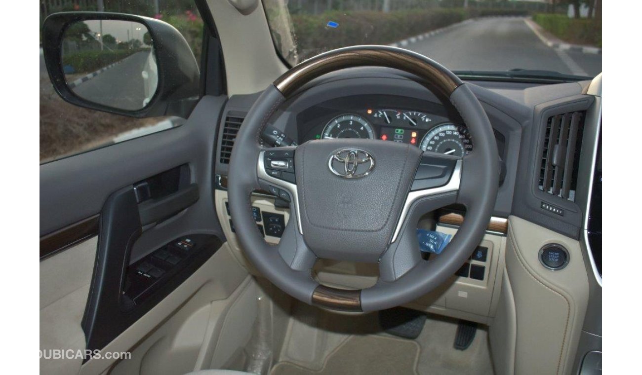 Toyota Land Cruiser 200 GX-R 4.5L DIESEL SUV AT With Kdss