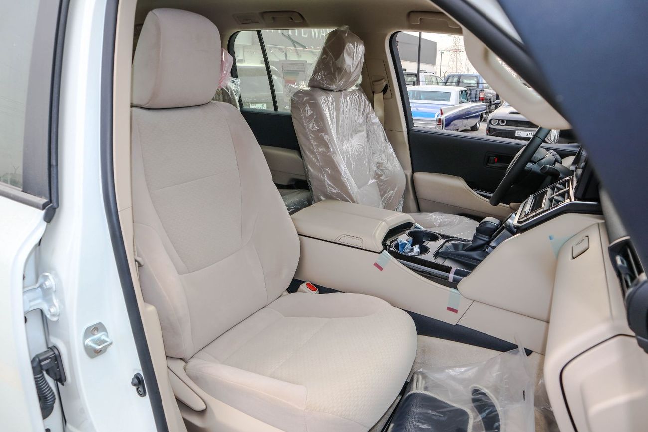 Toyota Land Cruiser Toyota Land Cruiser GXR 4.0L (300 Series) (GRJ 300) 2025 model basic option