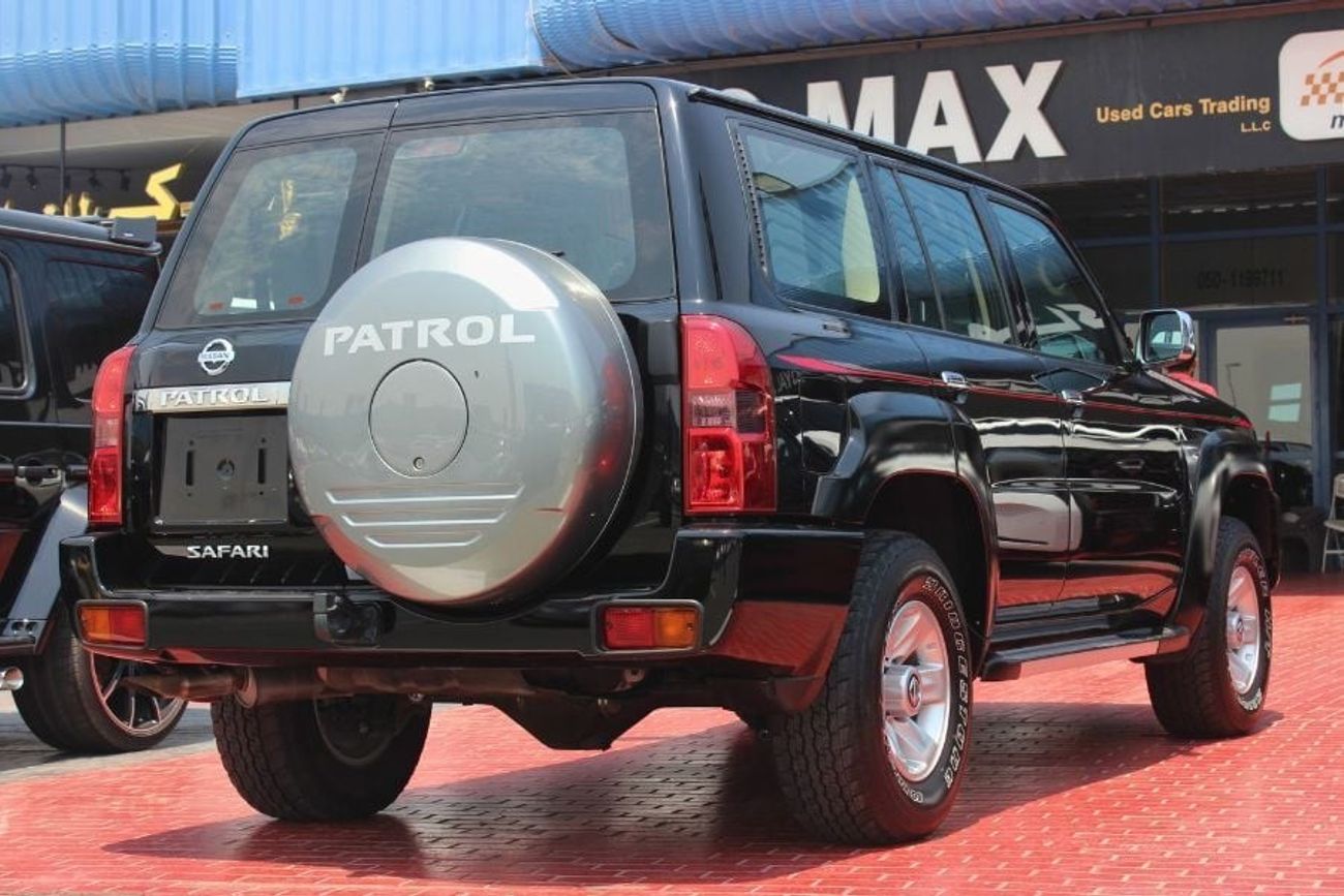 نيسان باترول سفاري