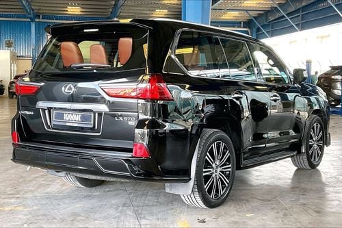 Lexus LX 570 Platinum | Guaranteed Warranty | 0 Down Payment
