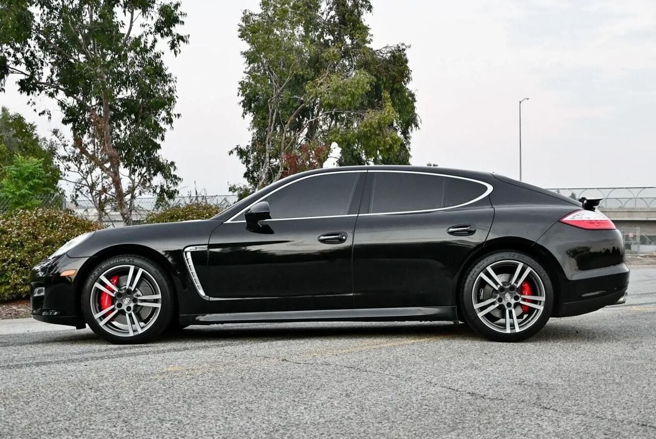 Porsche Panamera TURBO