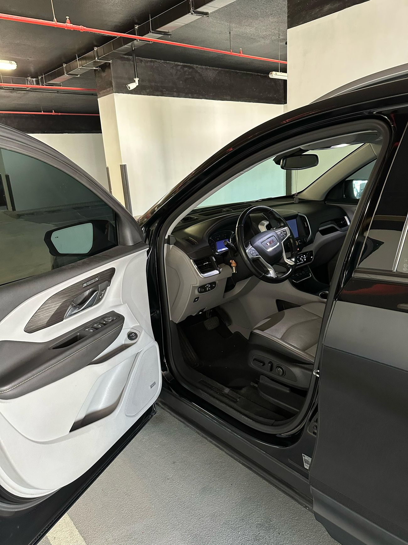 جي أم سي تيرين SLT