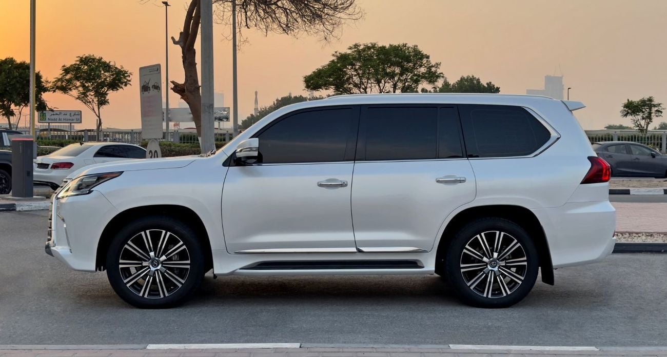 لكزس LX 570 بلاتينيوم لكزس LX 570 بلاتينيوم 2021، بمواصفات دول مجلس التعاون الخليجي