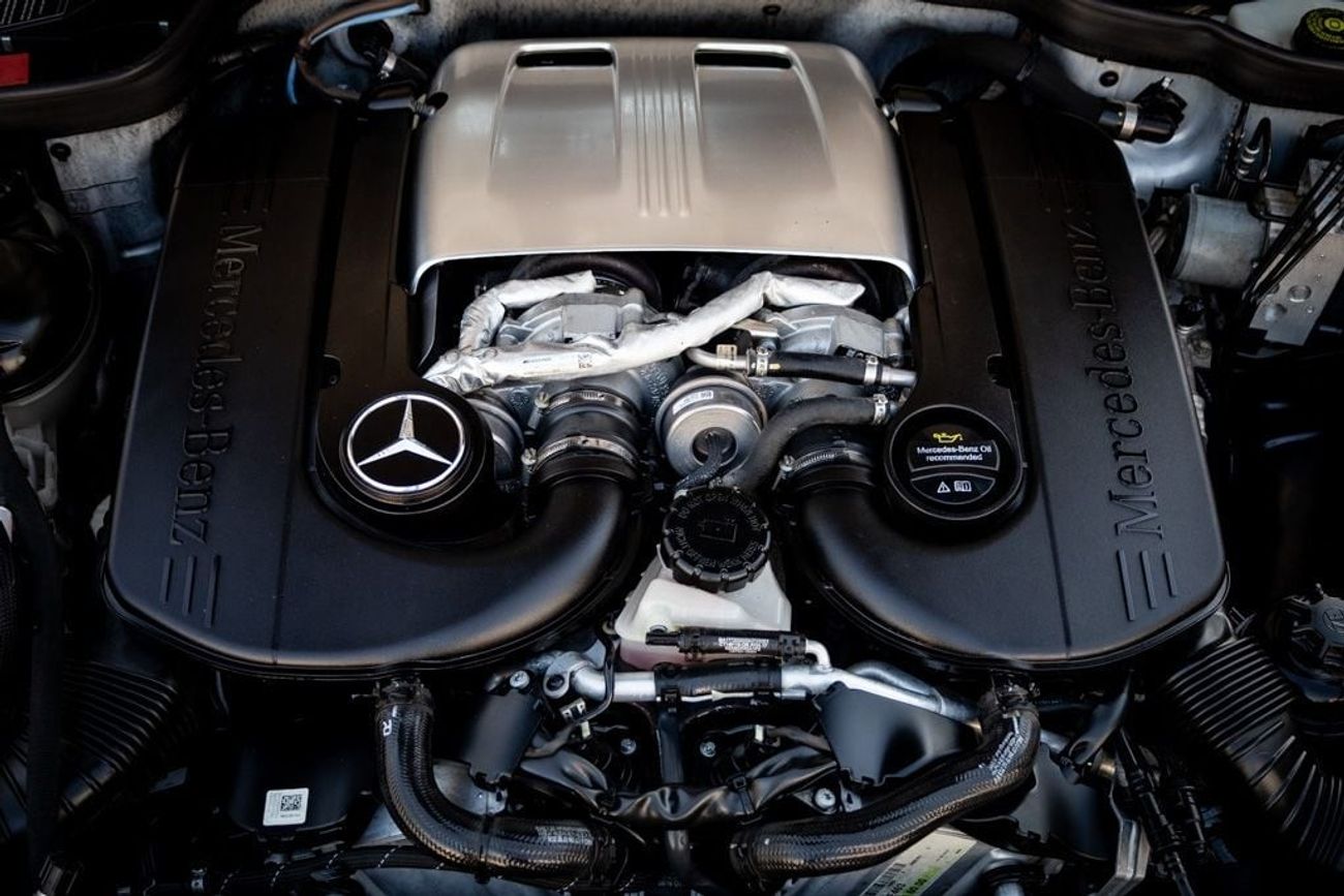 Mercedes-Benz G 500 4X4 4.0L Mercedes-Benz G500 2017 GCC under Warranty with Flexible Down-Payment.