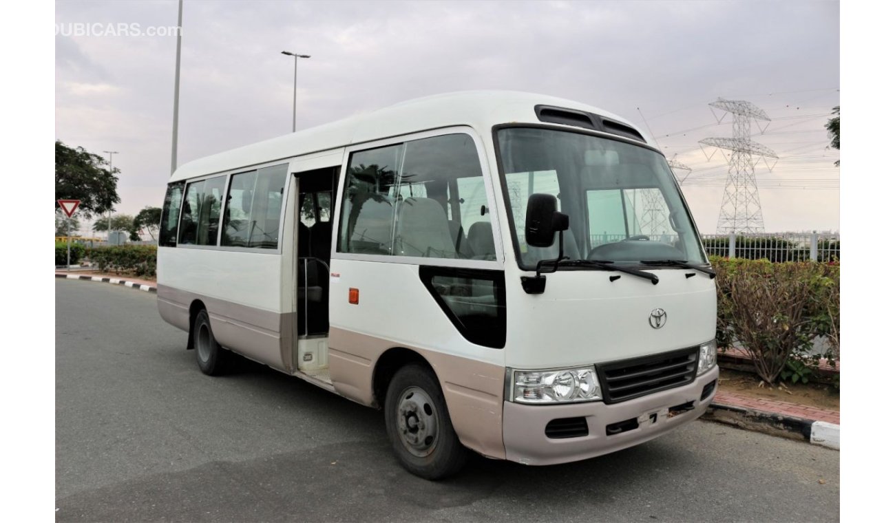 Toyota Coaster TOYOTA COASTER DIESEL 2009 GULF 30 SEATS