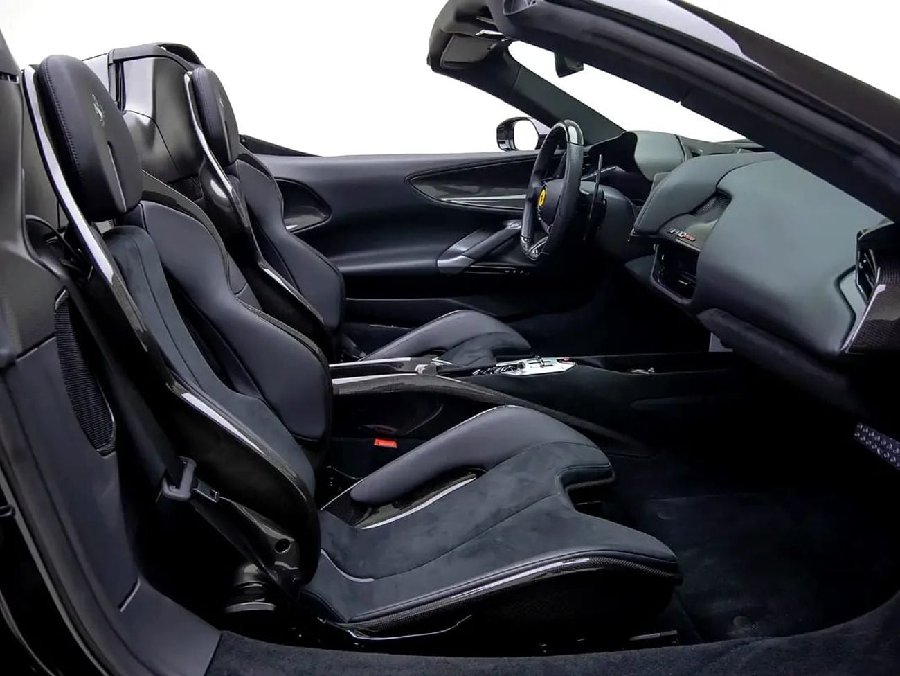 فيراري SF90 ستراديل Assetto Fiorano | Japanese Spec