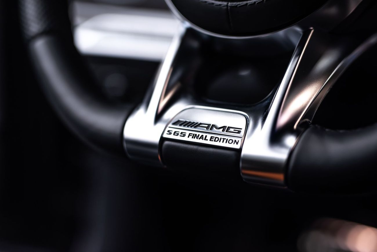 Mercedes Benz S65 AMG Mercedes-AMG S 65 Sedan (Long Wheelbase) V12 BiTurbo AMG Final Edition
