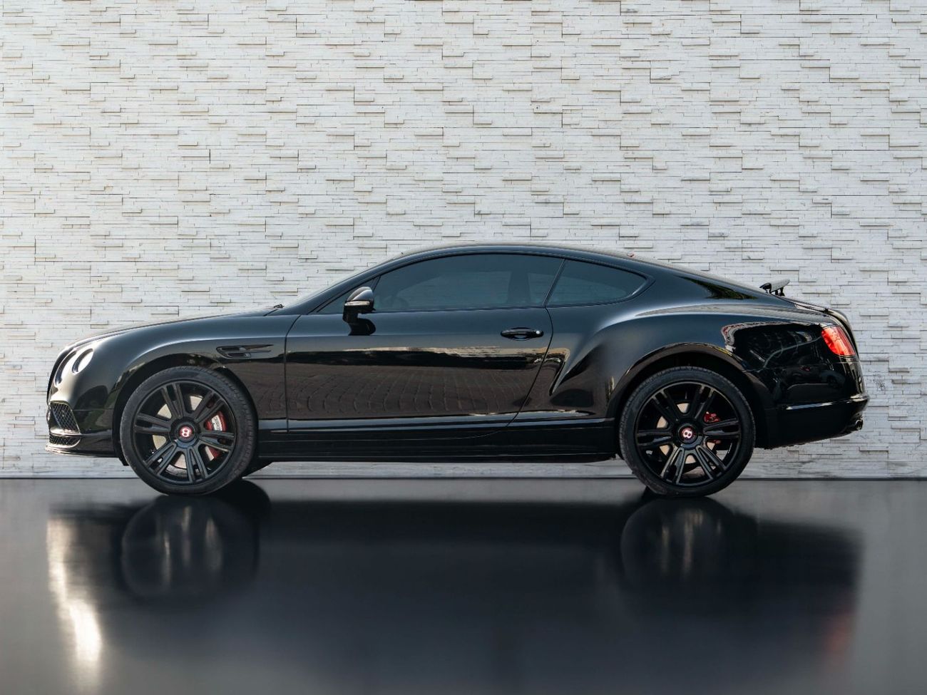 بنتلي كونتيننتال جي تي V8 S Coupe