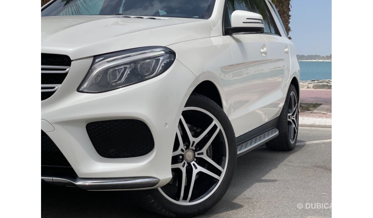 مرسيدس بنز GLE 400 AMG مرسيدس بنز جي ال اي 400 خليجي