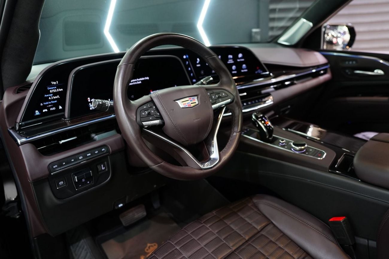 Cadillac Escalade SPORT PLATINUM 2023 Cadillac Escalade ESV Sport Platinum, Rear Entertainment Display, Dealer Warr + Serv!!