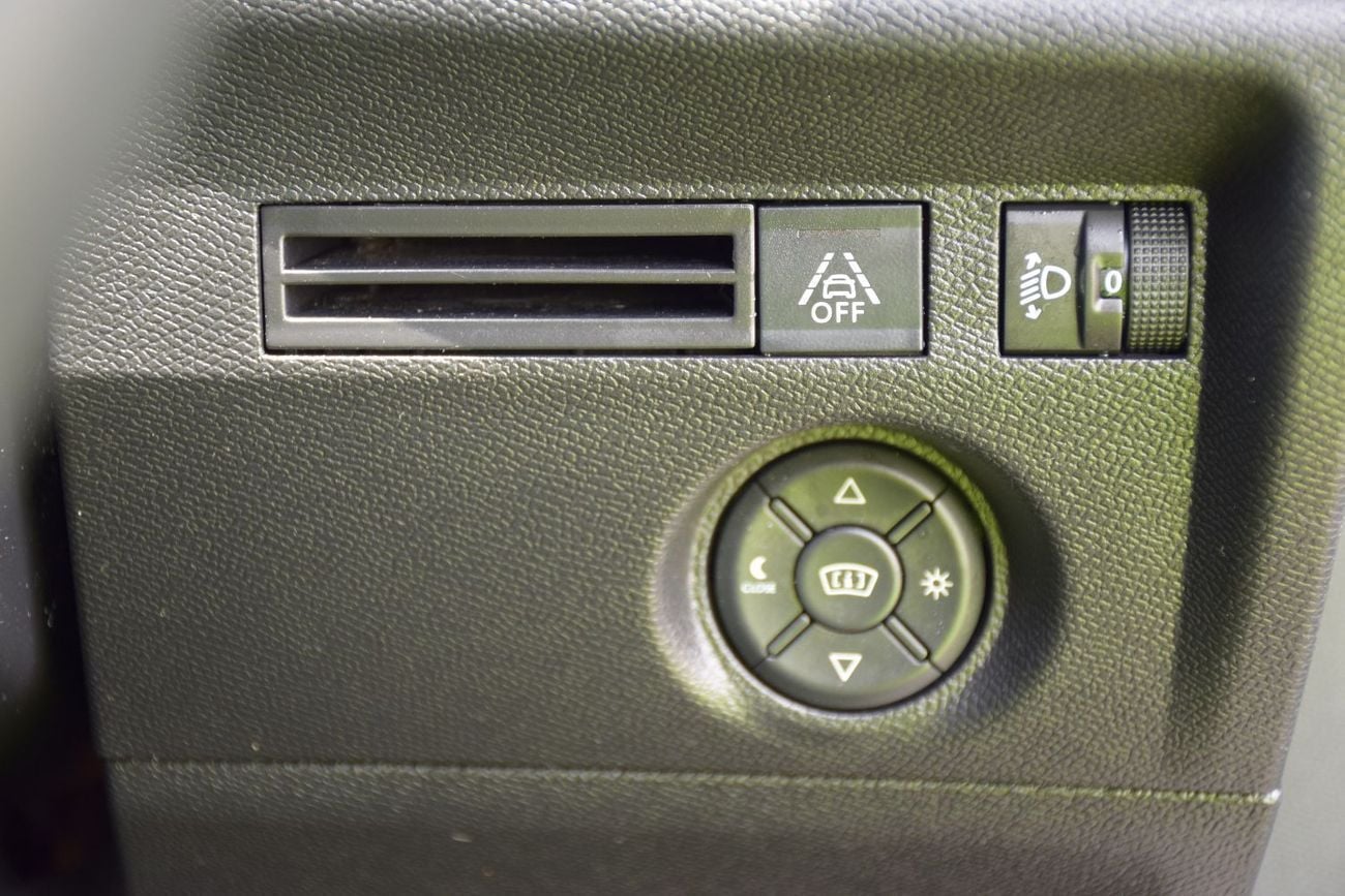 Citroen C4 SHINE 1.2L Petrol Automatic (Right Hand)