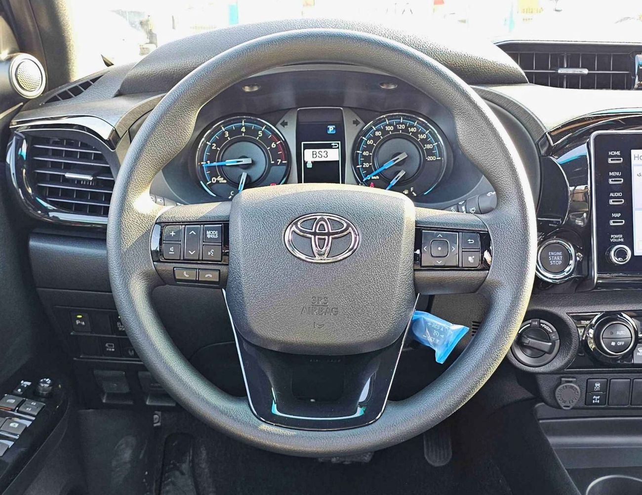 Toyota Hilux ADVENTURE / EURO 4 / A/T / 4.0L V6 PETROL / 360* CAMERA / BLIND SPOT (CODE # ADVBY)