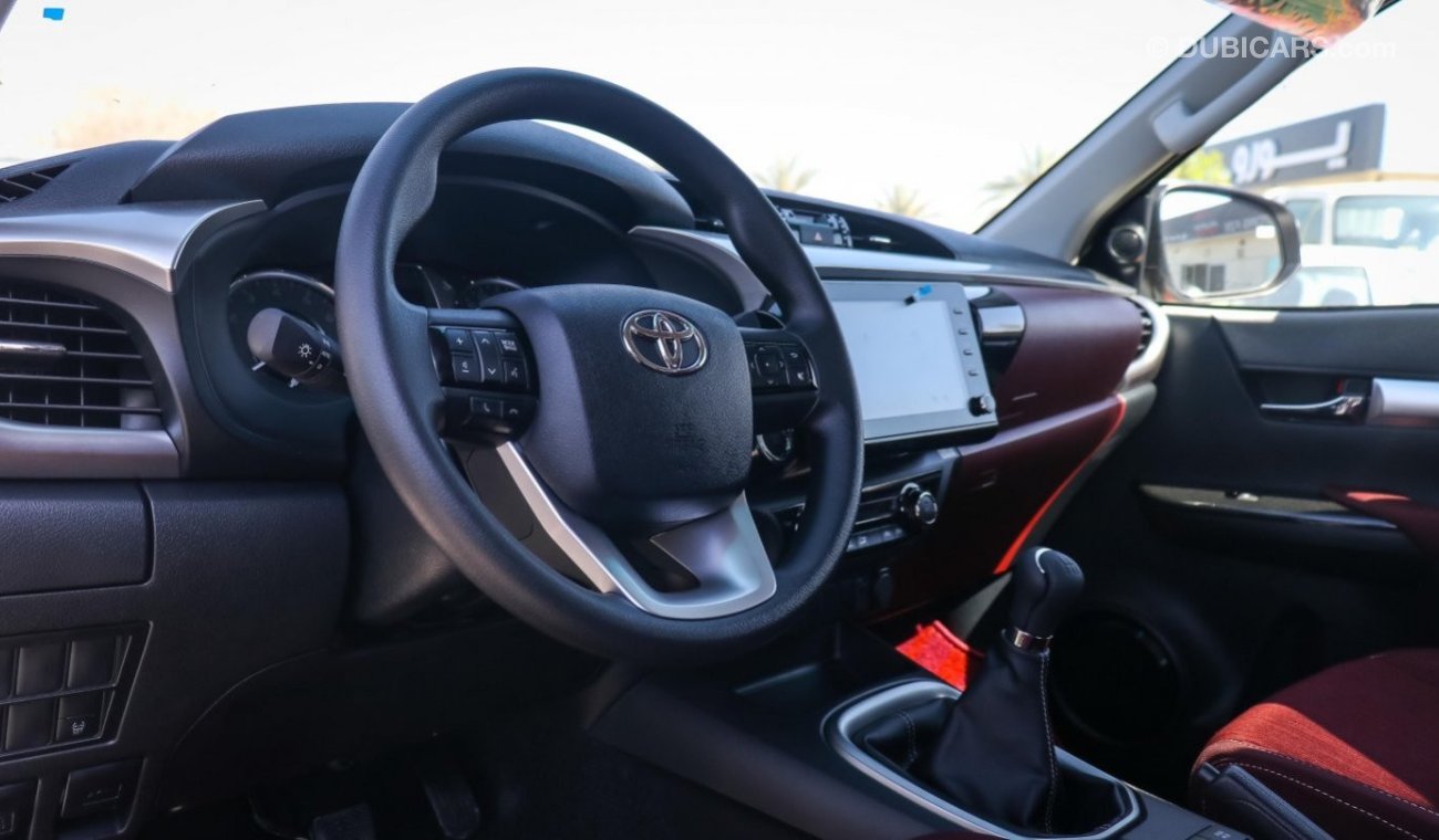 Toyota Hilux SR5 2.7 - push start - full option - manual gear