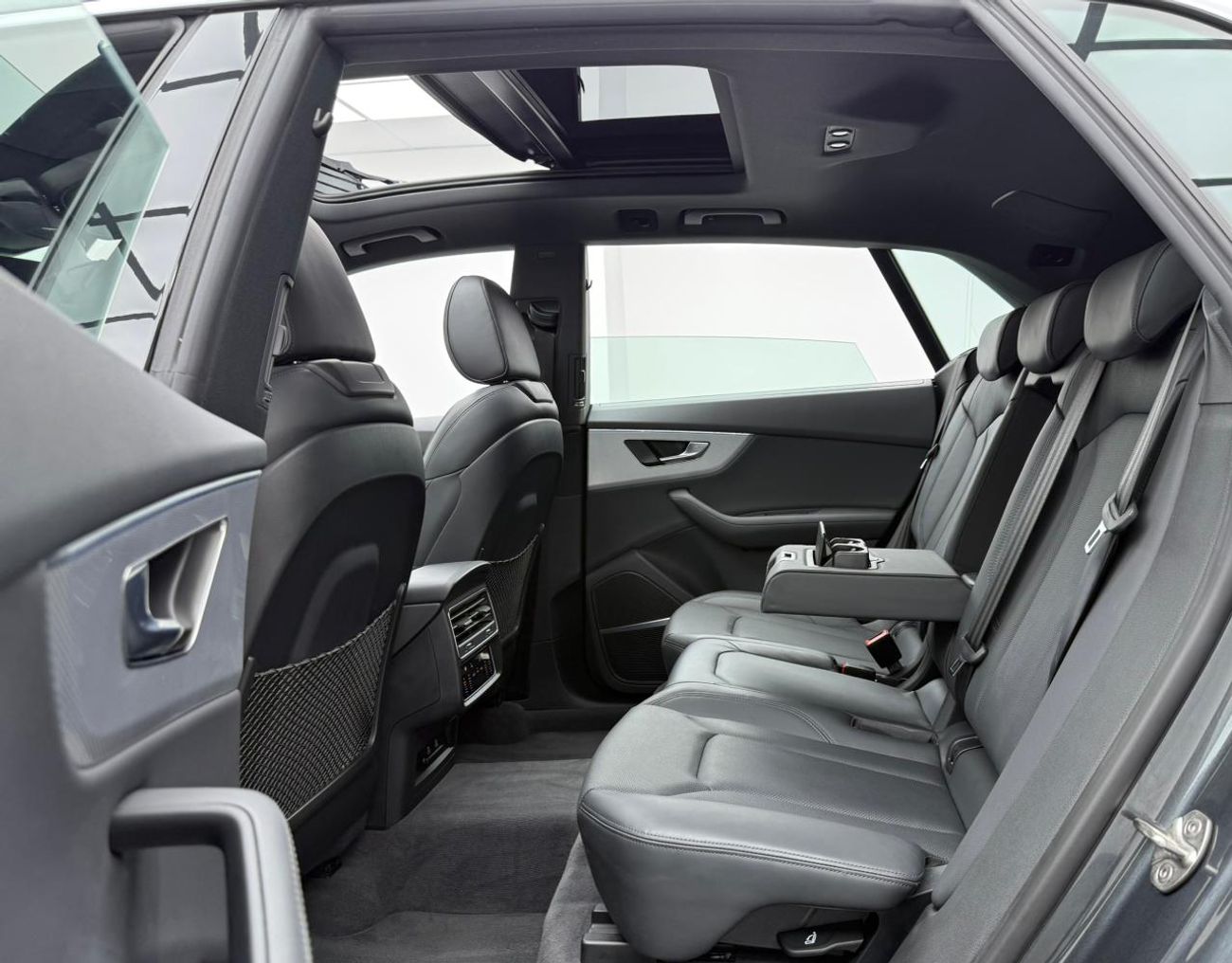 Audi Q8 2023 Audi Q8 55 TFSI Quattro S-Line, 2026 Audi Warranty, 2028 Audi Service Pack, Fully Loaded, GCC