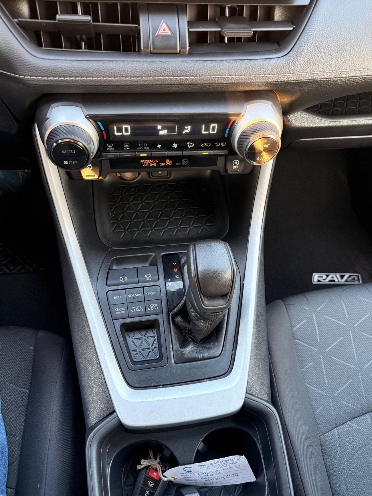 Toyota RAV4 XLE 2.5L AWD push start