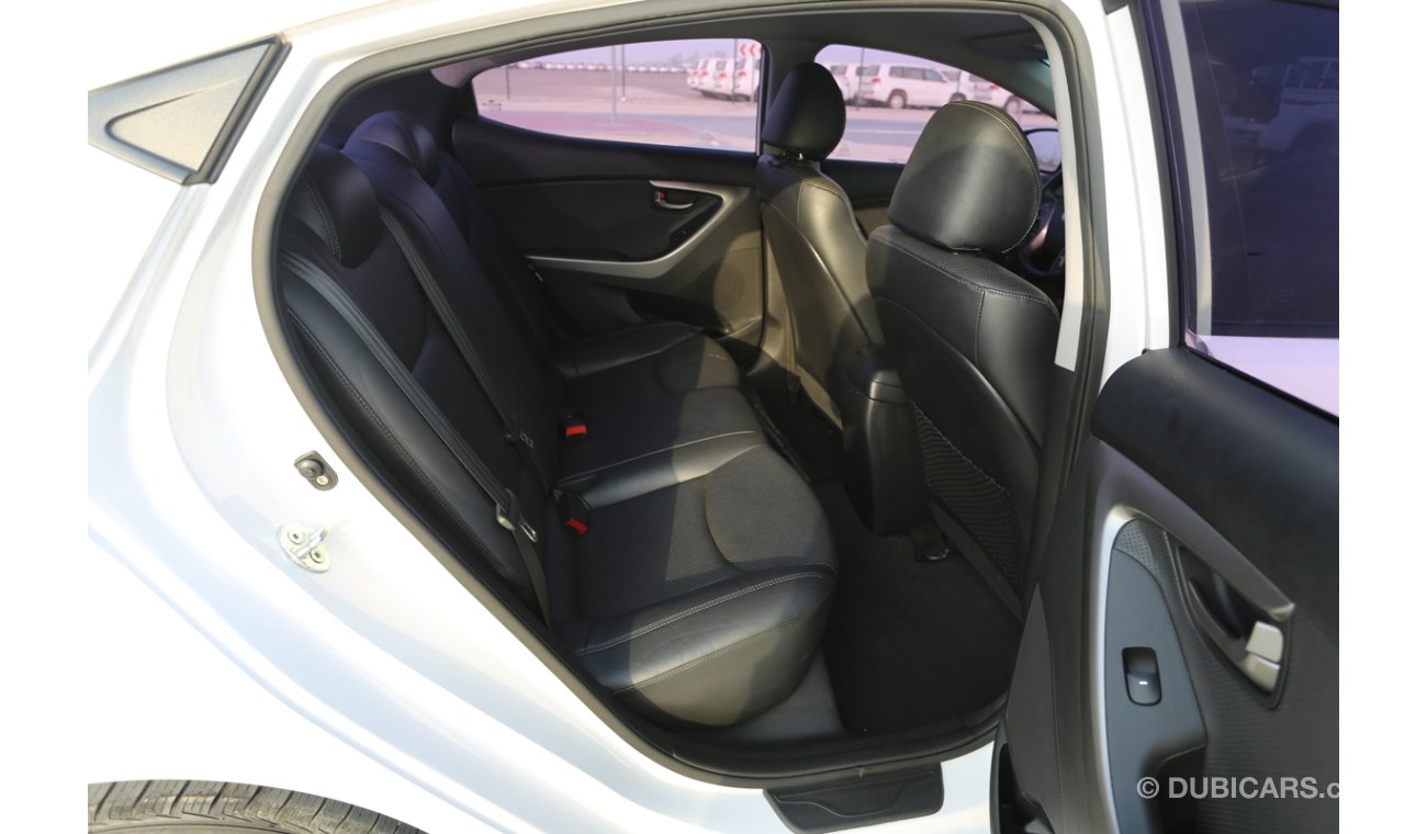 هيونداي افانتي with smart key, Leather Seats, Diesel(47351)