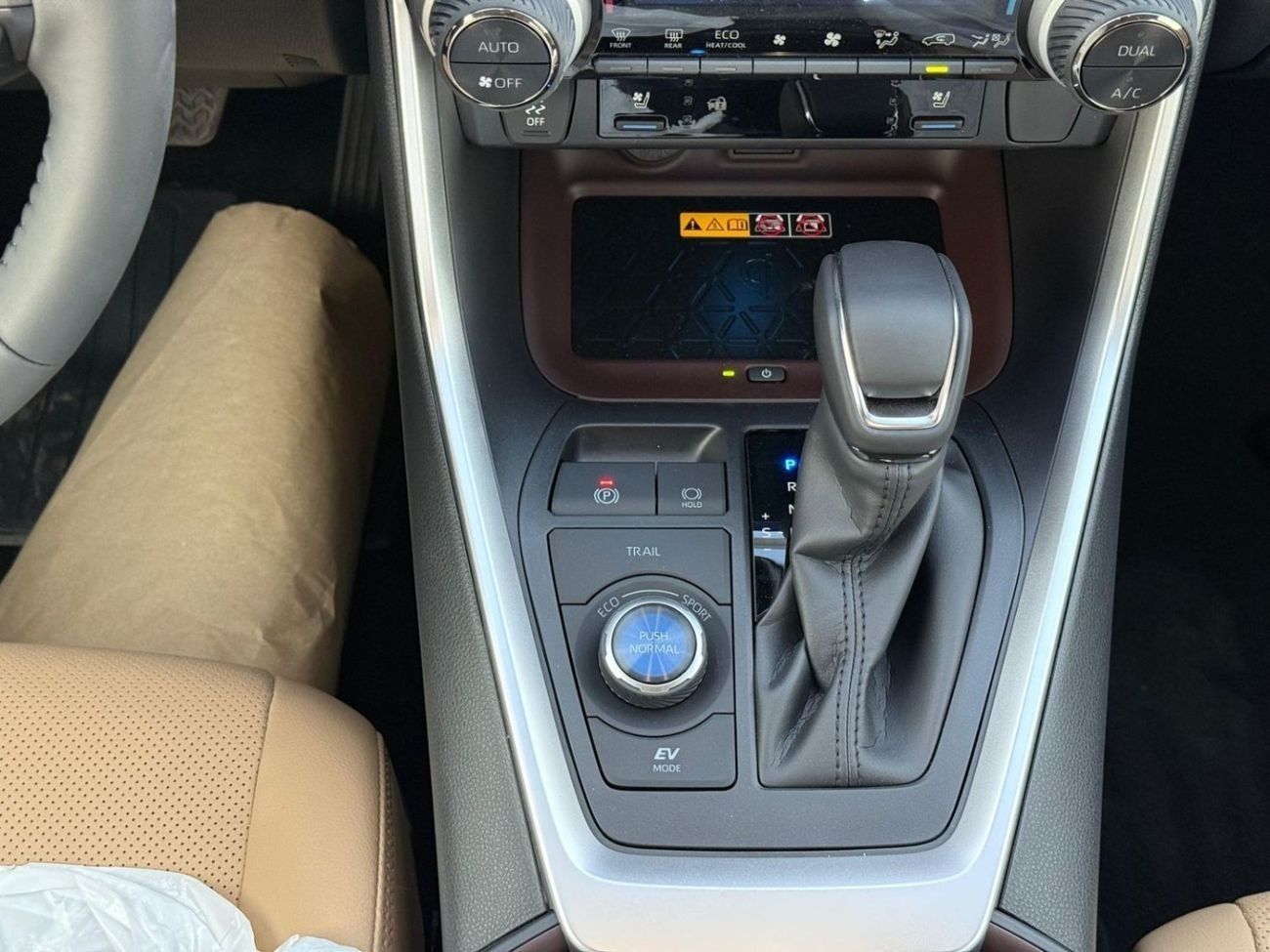 Toyota RAV4 Limited Hybrid 2.5L Petrol Automatic AWD MADE IN JAPAN