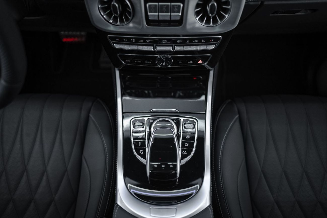 مرسيدس بنز G 63 AMG 2024 MERCEDES BENZ G63 AMG | BURMESTER 3D SURROUND SOUND | PANORAMIC SUNROOF