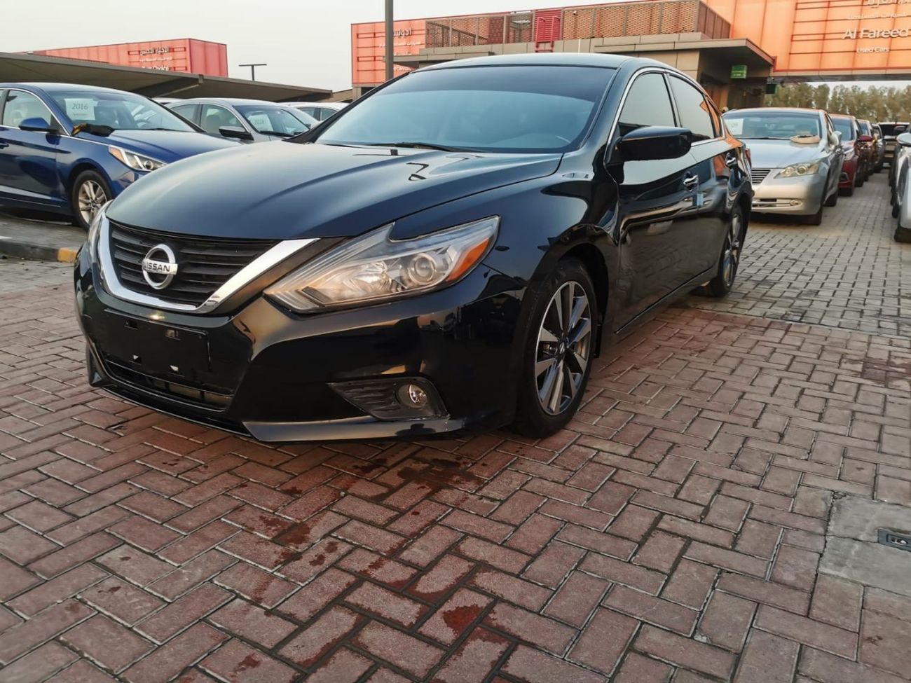 Nissan Altima SV Very good condition inside and outside