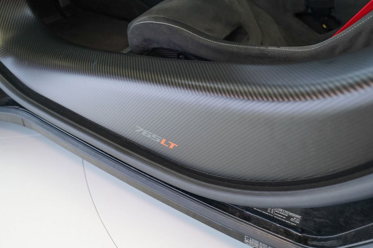 مكلارين 765LT