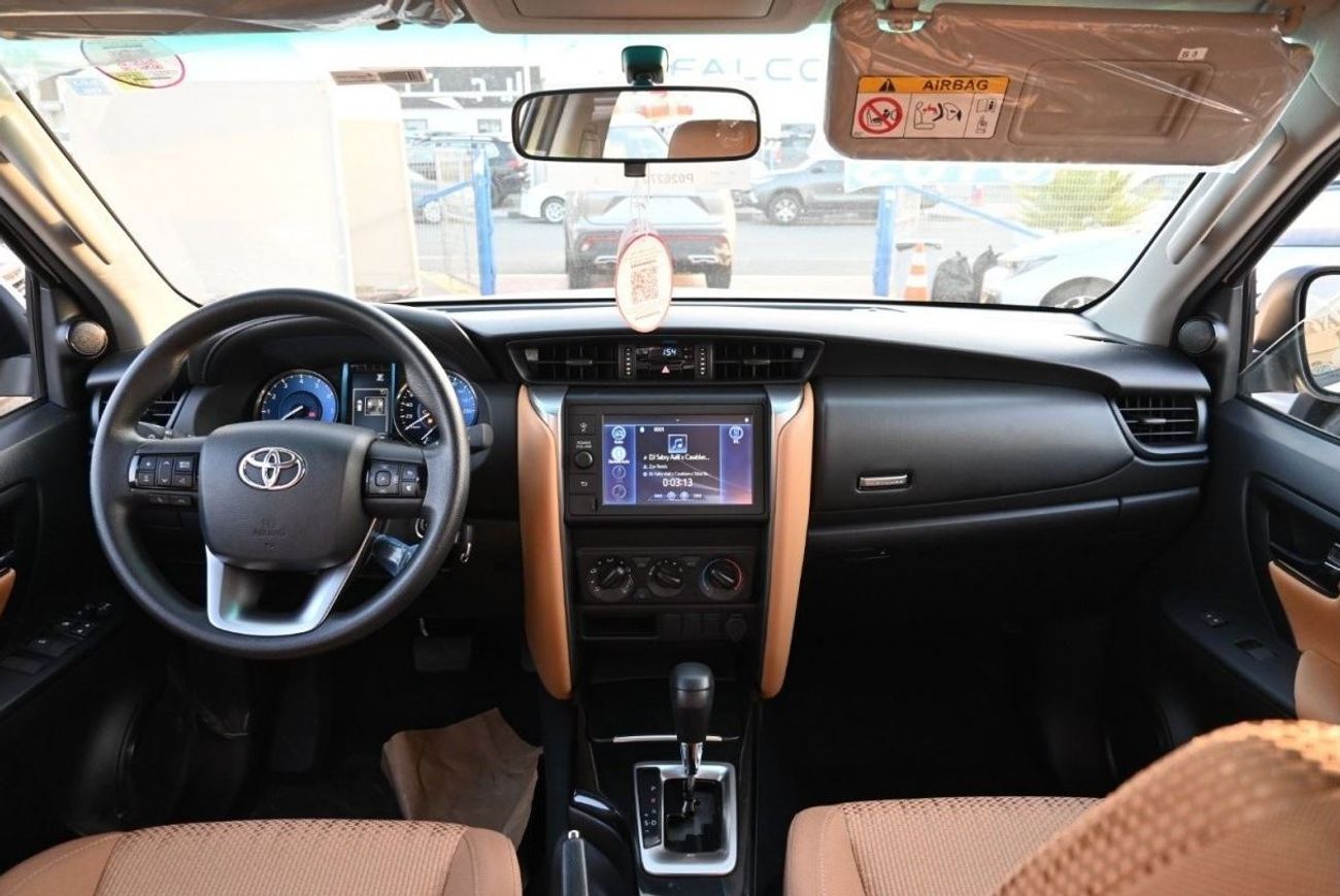 Toyota Fortuner Toyota Fortuner GX 2.7L Petrol, SUV, 2WD Color White Model 2023