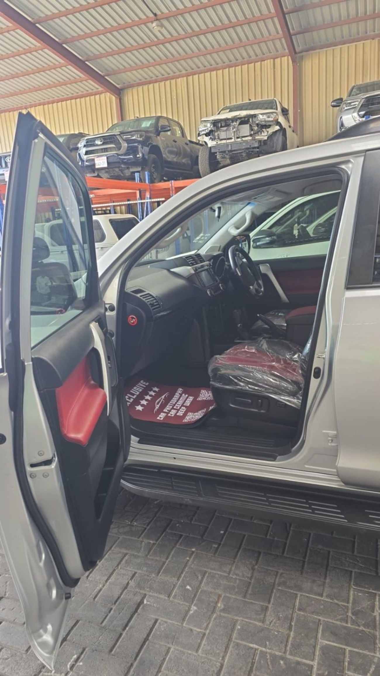 Toyota Prado DIESEL 2.8 LITER ,RIGHT HAND DRIVE