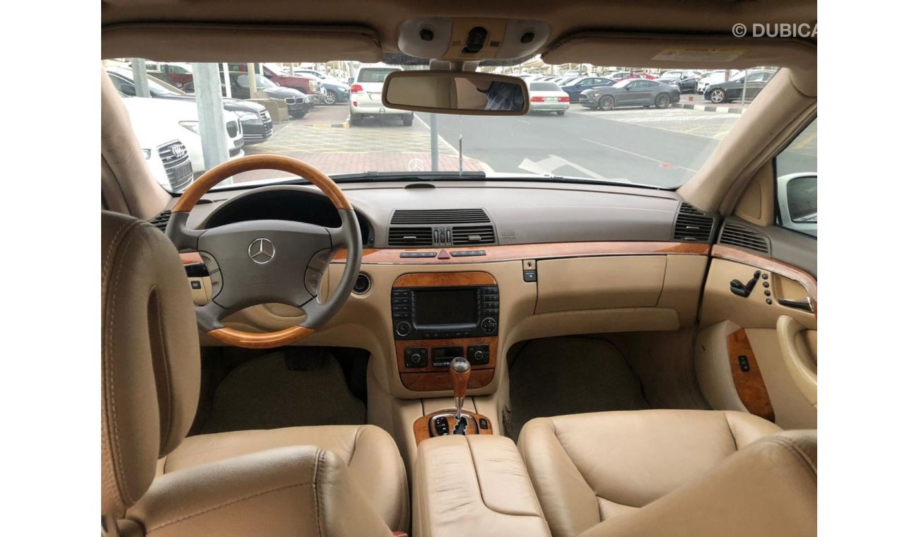 مرسيدس بنز S 350 موديل 2005 خليجي حاله ممتازه من الداخل والخارج فل مواصفات كراسي جلد ومثبت سرعه وتحكم كهربي كامل ونظا