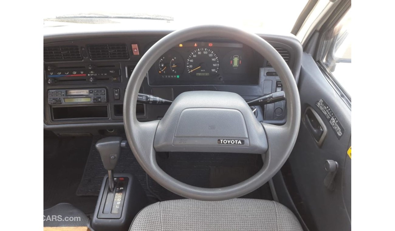 Toyota Hiace Hiace Van RIGHT HAND DRIVE (Stock no PM 195 )