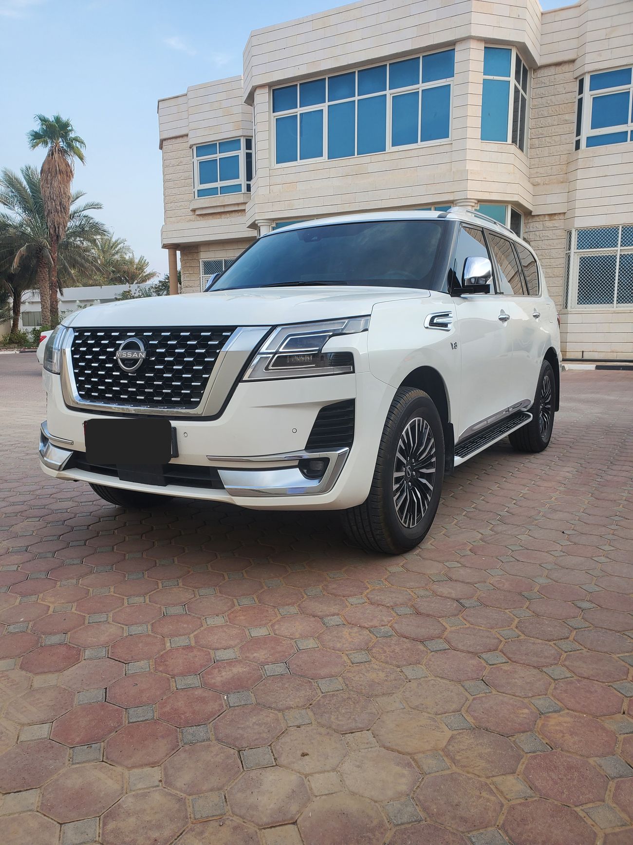 Nissan Patrol LE Platinum City 5.6L