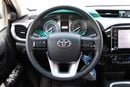 Toyota Hilux 2022 Toyota Hilux 4x4 DC 2.4 HI SR5 - White Pearl inside Black