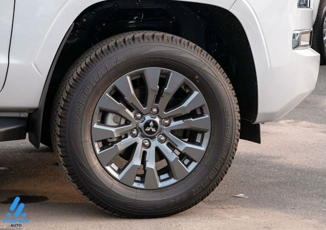 Mitsubishi L200 / Triton Sportero 2024 / First Showroom to have the new Shape / 2.4L Diesel 4WD DSL MT for Export