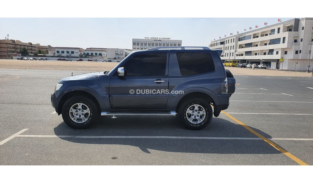 Mitsubishi Pajero V6 3.0 mid option