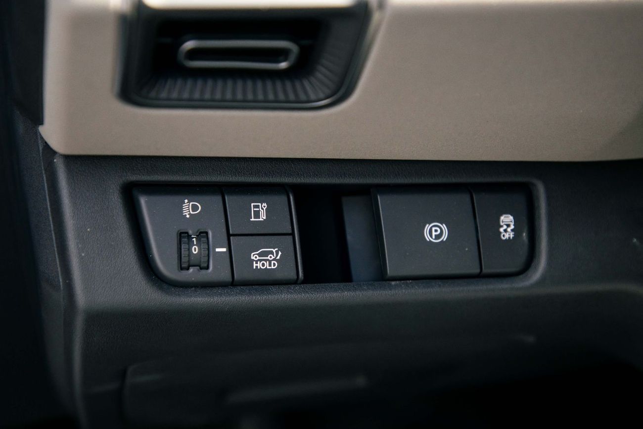 كيا EV5 2024 KIA EV5 LAND 530 - White inside Grey & Black | Export Only