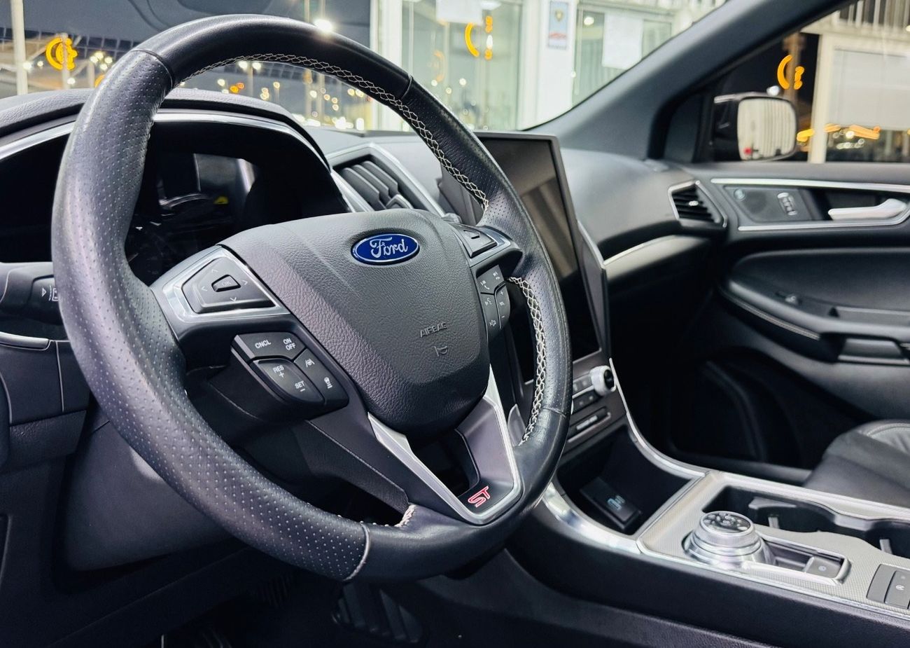 Ford Edge ST GCC .. Original paint .. FSH .. Perfect Condition