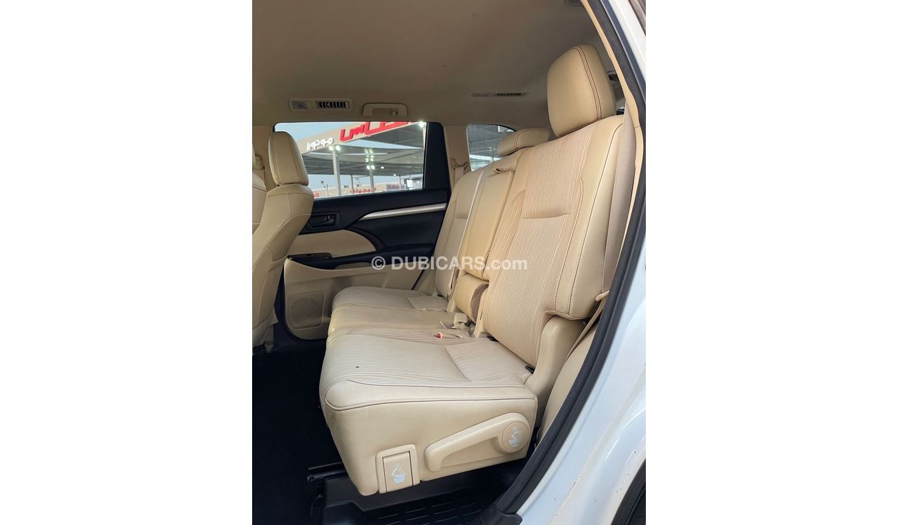 Toyota Highlander 2017 TOYOTA HIGHLANDER LE IMPORTED FROM USA VERY CLEAN CAR INSIDE AND OUT SIDE FOR MORE INFORMATION 