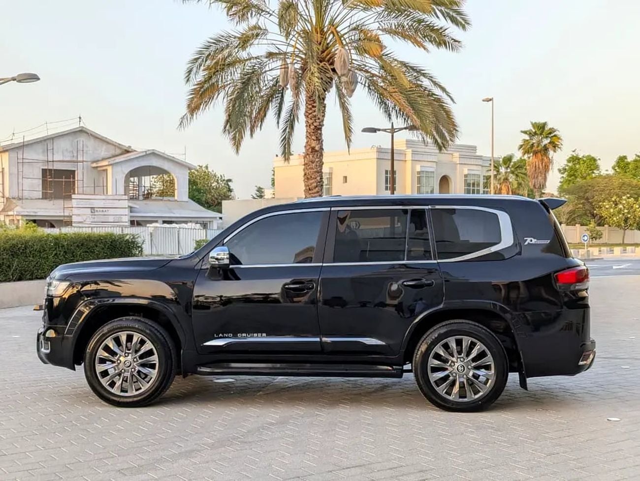تويوتا لاند كروزر GXR Facelifted With Interior and Exterior | GCC Specs | V6 Engine