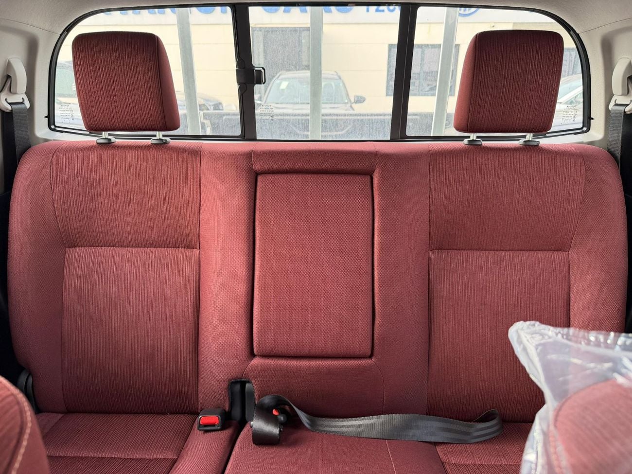Toyota Hilux SR5 2.7L Petrol Manual Push Start 4WD 2025 Export @ 118,000 AED