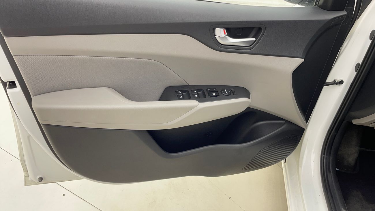 Hyundai Accent SMART 1.6 | Zero Down Payment | Home Test Drive