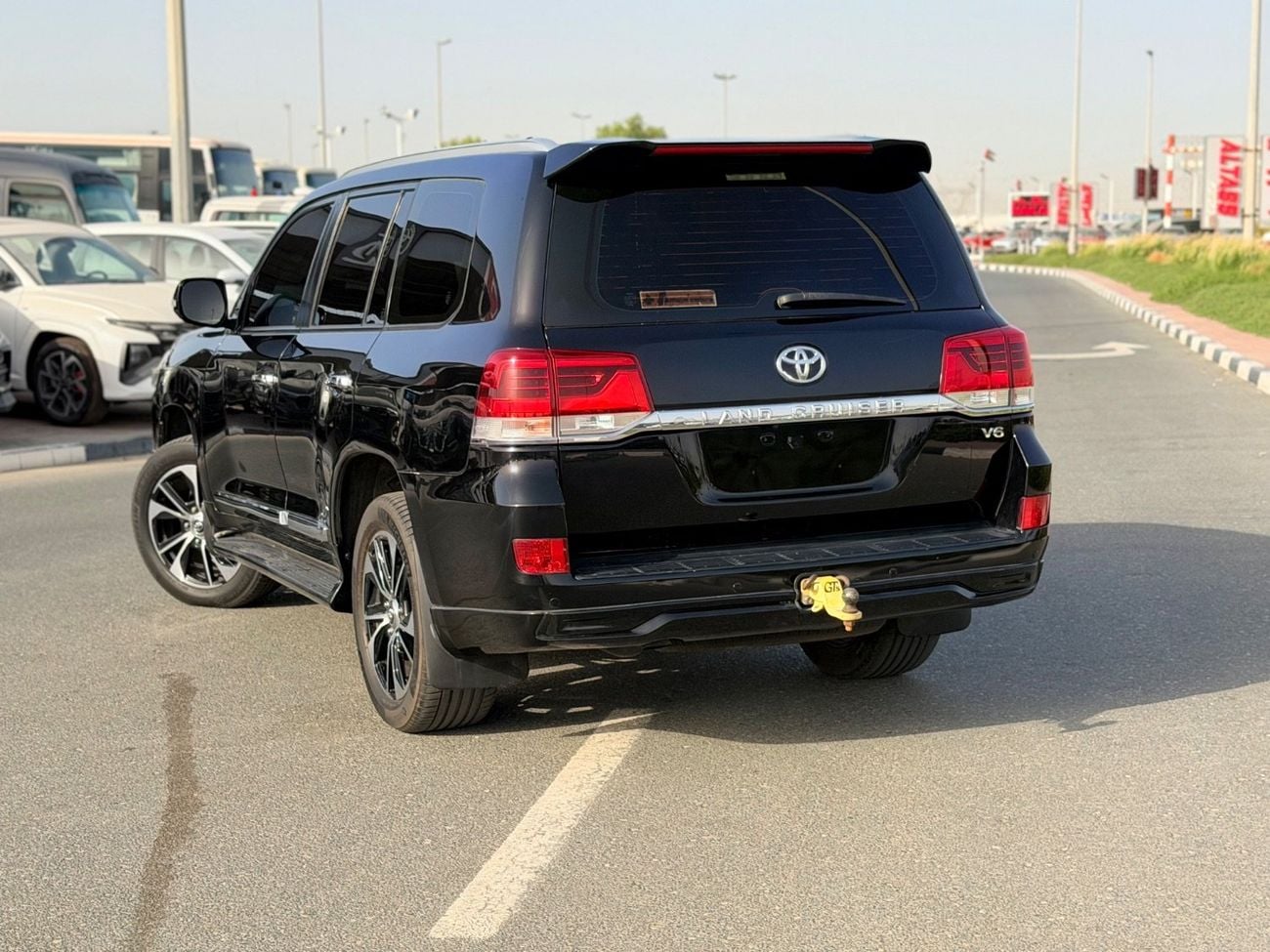 Toyota Land Cruiser Toyota landcuriser 2017  GXR V6 full option petrol full option