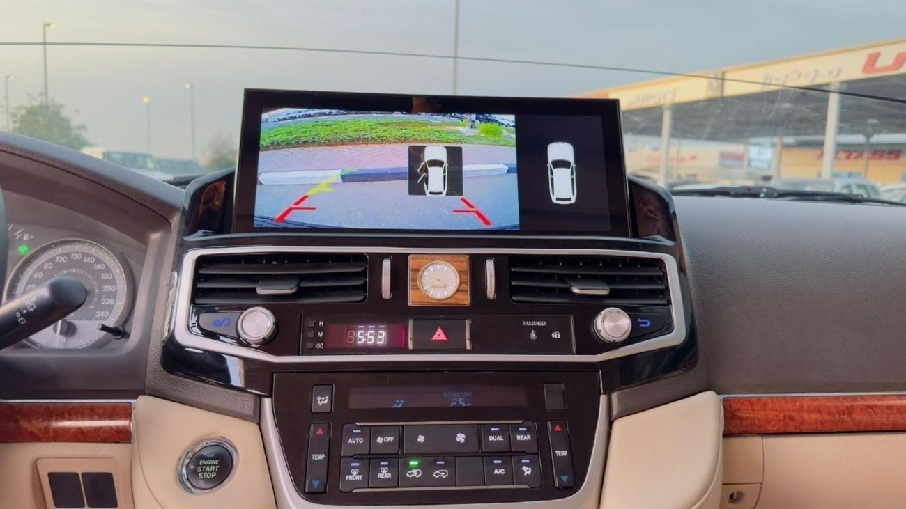 تويوتا لاند كروزر -