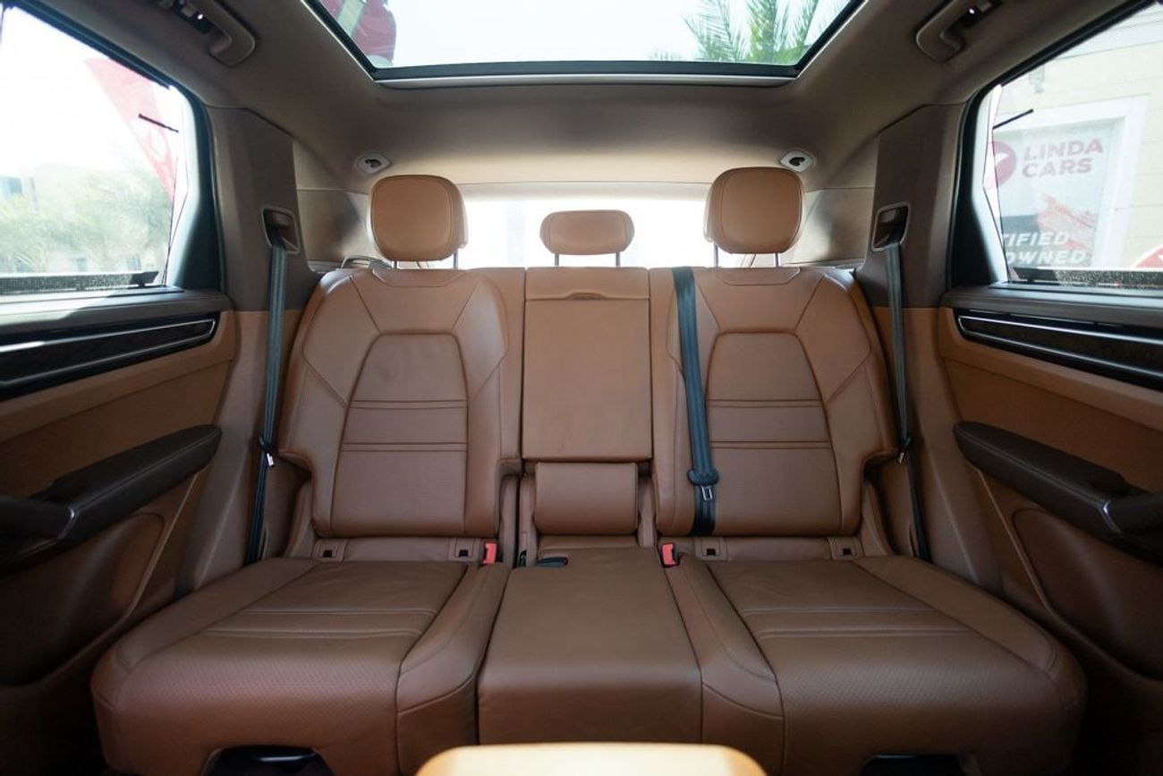 Porsche Cayenne Platinum Edition