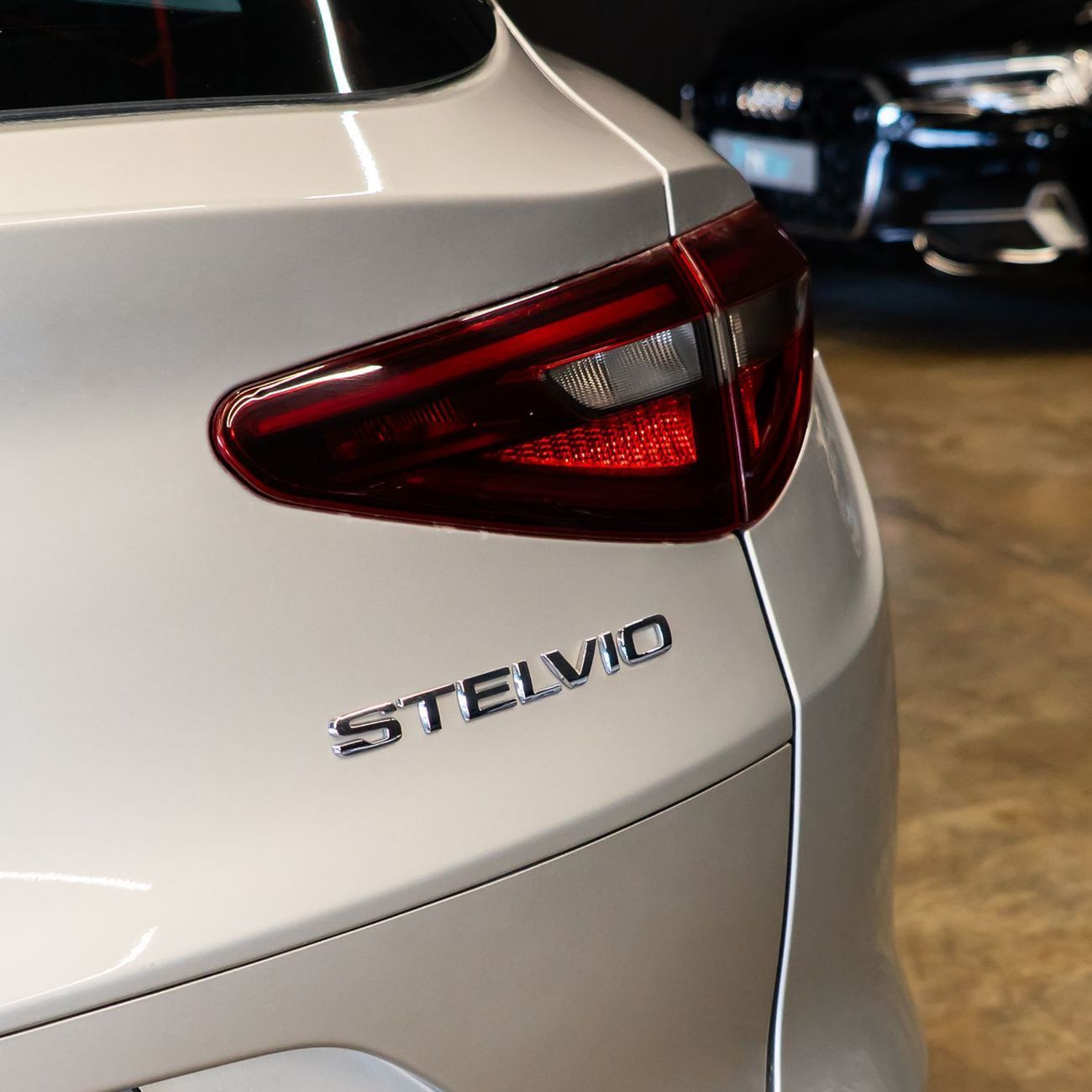 Alfa Romeo Stelvio Super 2.0L AED 1,436 pm • 0% Downpayment • Alfa Romeo Stelvio Q4 • 1 Year Warranty