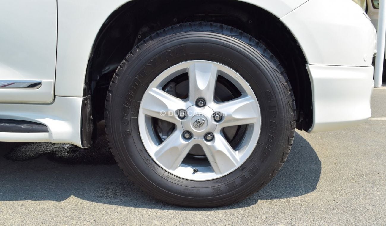 Toyota Land Cruiser VXR 5.7 V8 60th Anniversary