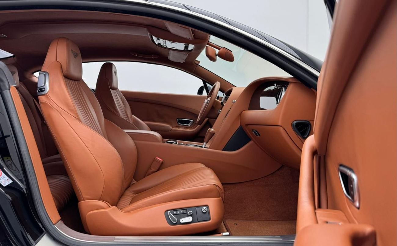 Bentley Continental GT 2016 Bentley Continental GT, Full Service History, Excellent Condition, GCC