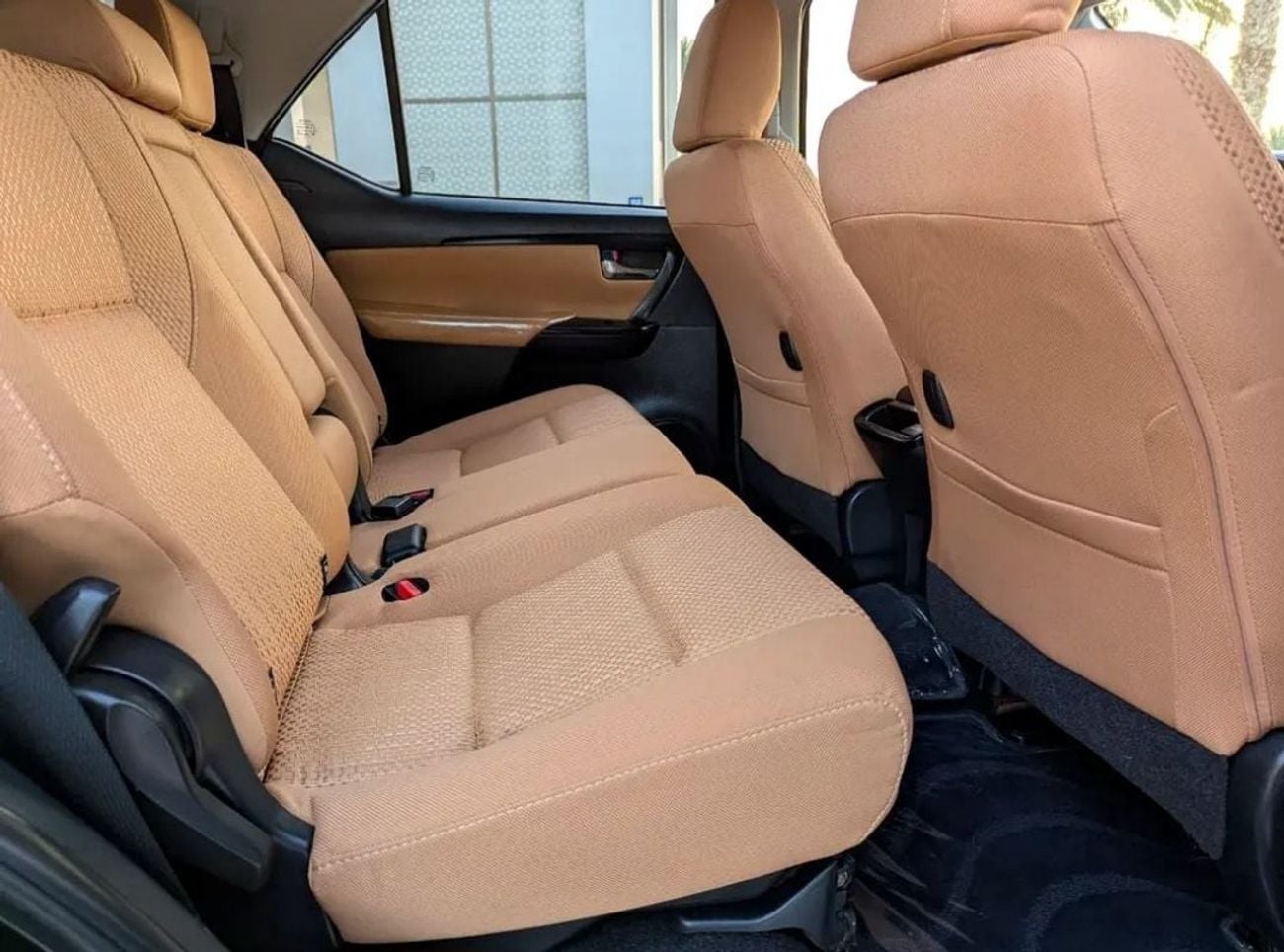 Toyota Fortuner Toyota Fortuner 2023model 2.4 v4 Diesel Engine Colour Black Key start Transmission Automatic Interio